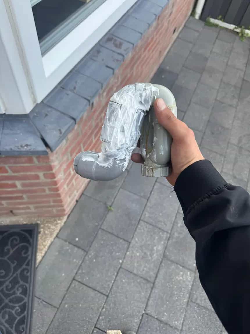 Gerepareerde lekkage aan een leiding